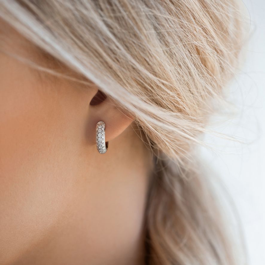 QA Diamond Earrings Gleaming Dots