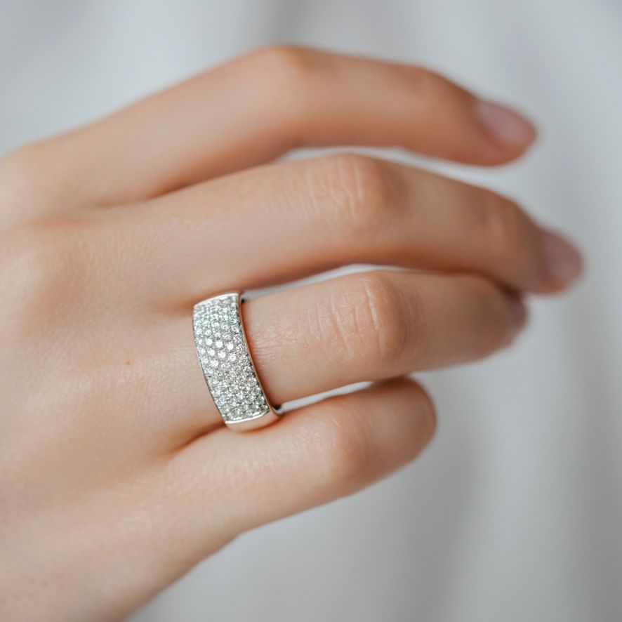 QA Alluring Vice Diamond Ring - white