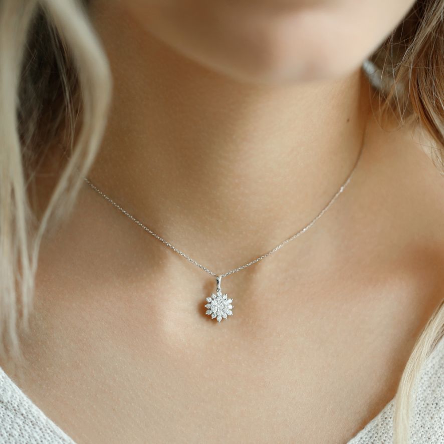 QA Arctic Monarchy Diamond Pendant - rose