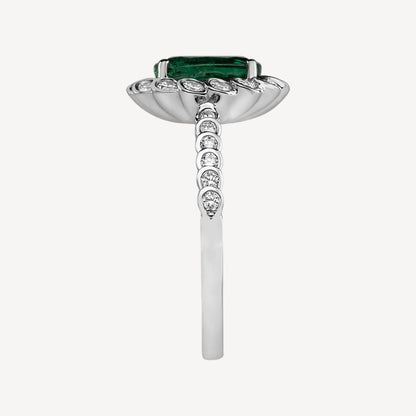 QA Forest Glare Ring with Diamonds and Emeralds - white